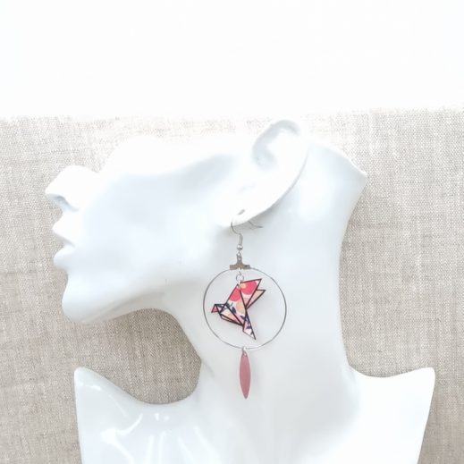 Boucles d'oreilles oiseau en liberty wiltshire pois de senteur Boucles d'oreilles oiseau en liberty wiltshire pois de senteur