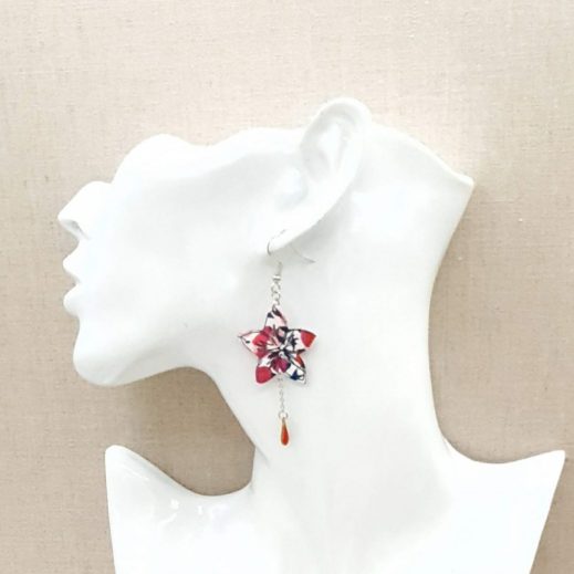 20210720_091208 Boucles d'oreilles fleur de tiar et colibri en tissu liberty