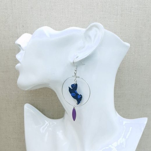 boucles d'oreilles chien Westie en liberty Capel indigo boucles d'oreilles chien Westie en liberty Capel indigo
