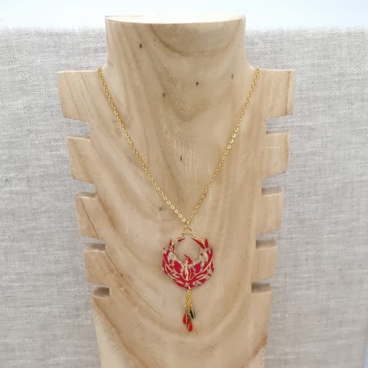 collier phoenix liberty capel rouge et acier doré collier phoenix liberty capel rouge et acier doré