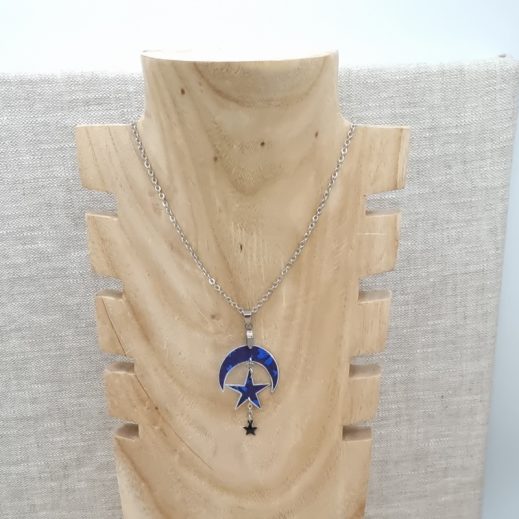 Collier lune et étoile en liberty capel indigo et acier inoxydable Collier lune et étoile en liberty capel indigo et acier inoxydable