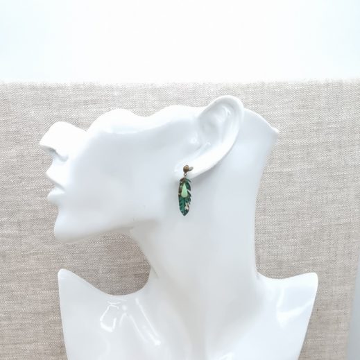 boucles d'oreilles mini oiseau et mini plume boucles d'oreilles mini oiseau et mini plume