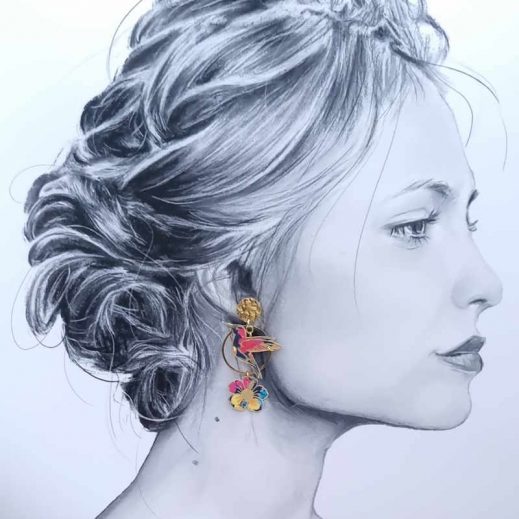 Boucles d'oreilles colibri et hibiscus en tissu liberty dreams of summer multicolore Boucles d'oreilles colibri et hibiscus en tissu liberty dreams of summer multicolore