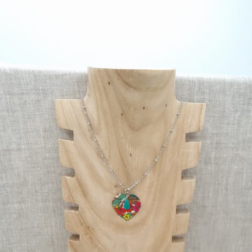 collier feuille en liberty margareth annie collier feuille en liberty margareth annie