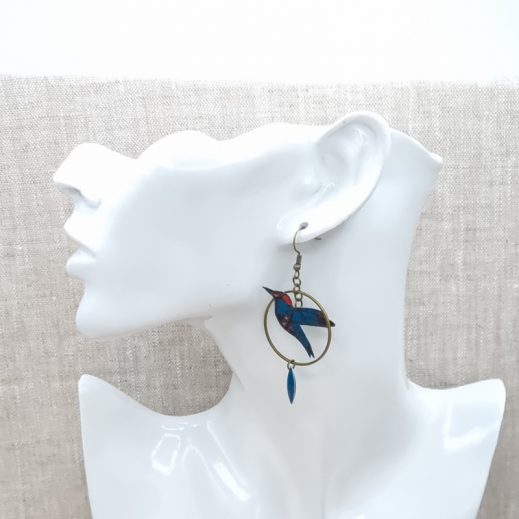 boucles d'oreilles lotus et colibri en liberty ciara pétrole boucles d'oreilles lotus et colibri en liberty ciara pétrole