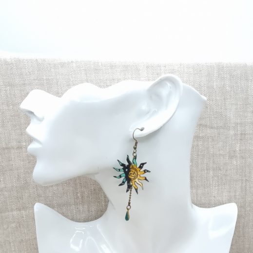 Boucles d'oreilles Soleil et Papillon coton Nagoya Emeraude Boucles d'oreilles Soleil et Papillon coton Nagoya Emeraude