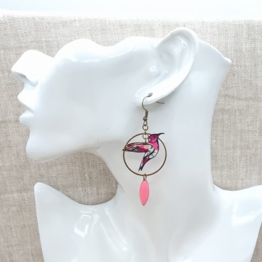 20220106_151326 boucles d'oreilles colibri et lotus liberty wiltshire summer garden