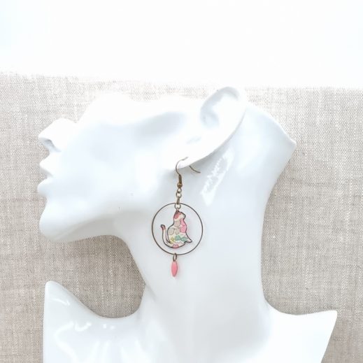Boucles d'oreilles chats en liberty betsy ann sweet pink Boucles d'oreilles chats en liberty betsy ann sweet pink