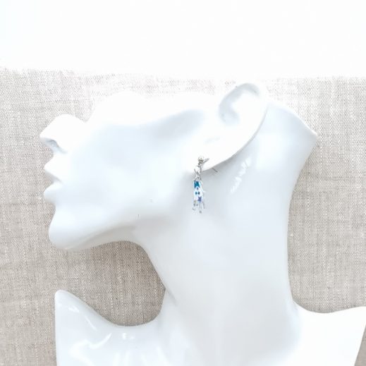 Boucles d'oreilles mini Staffie Chien en liberty adelajda bleu Boucles d'oreilles mini Staffie Chien en liberty adelajda bleu