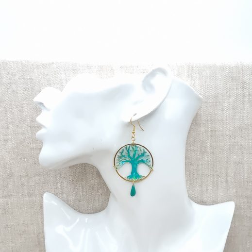 boucles d'oreilles arbre de vie et oiseau en petit pan Hanako menthe à l'eau boucles d'oreilles arbre de vie et oiseau en petit pan Hanako menthe à l'eau