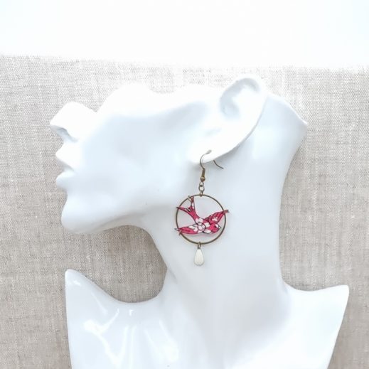 boucles d'oreilles oiseau et rose en liberty Capel rose boucles d'oreilles oiseau et rose en liberty Capel rose