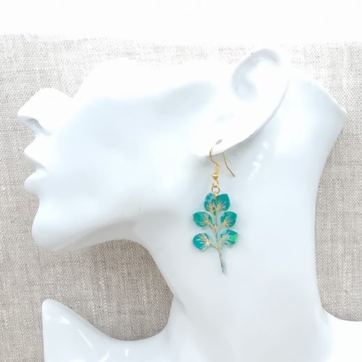 Boucles d'oreilles Koala et eucalyptus en petit pan hanako menthe Boucles d'oreilles Koala et eucalyptus en petit pan hanako menthe