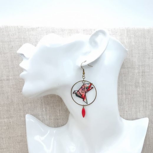 Boucles d'oreilles oiseau et plume en Liberty Thorpe vert et corail Boucles d'oreilles oiseau et plume en Liberty Thorpe vert et corail