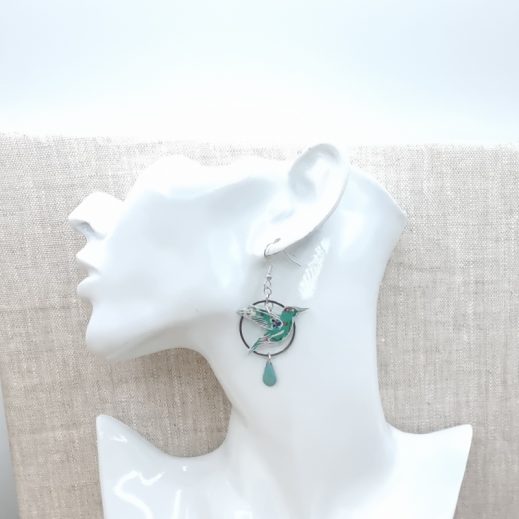 boucles d'oreilles oiseau colibri et fleur de tiaré en liberty Donna leigh jade boucles d'oreilles oiseau colibri et fleur de tiaré en liberty Donna leigh jade