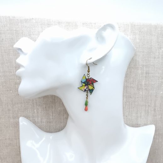 boucles d'oreilles moulins à vent en liberty thorpe vert et corail boucles d'oreilles moulins à vent en liberty thorpe vert et corail