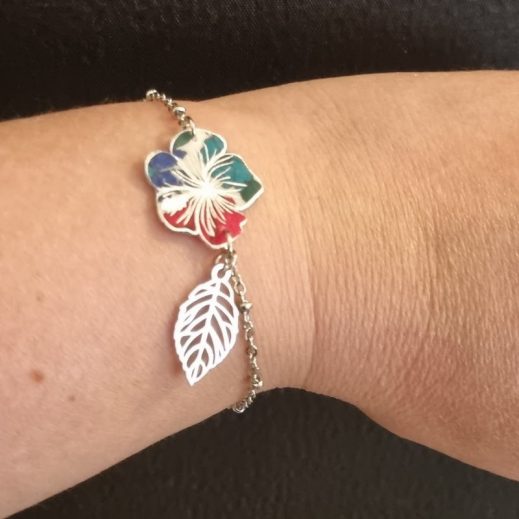 Bracelet fin fleur hibiscus en Liberty poppy and daisy canard Bracelet fin fleur hibiscus en Liberty poppy and daisy canard