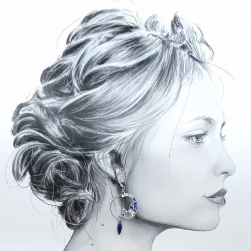 Boucles d'oreilles chat et lune en liberty Strawberry Thief Majorelle Boucles d'oreilles chat et lune en liberty Strawberry Thief Majorelle