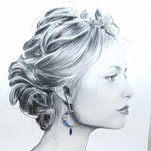 Boucles d'oreilles Lune et plume en liberty Strawberry thief marjorelle Boucles d'oreilles Lune et plume en liberty Strawberry thief marjorelle