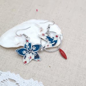 boucles d'oreilles colibri et fleur de tiaré en liberty mitsi marine