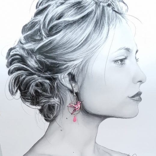 boucles d'oreilles colibri et fleur de Tiaré liberty Mitsi valéria rose boucles d'oreilles colibri et fleur de Tiaré liberty Mitsi valéria rose