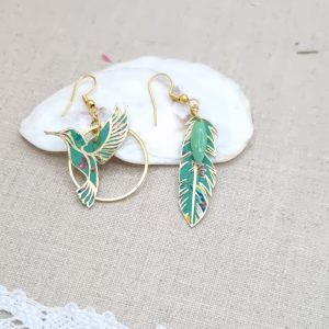 boucles d'oreilles colibri et plume en liberty donna leigh jade