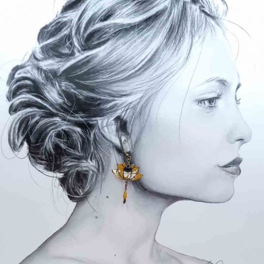 Boucles d'oreilles lotus en liberty capel moutarde Boucles d'oreilles lotus en liberty capel moutarde