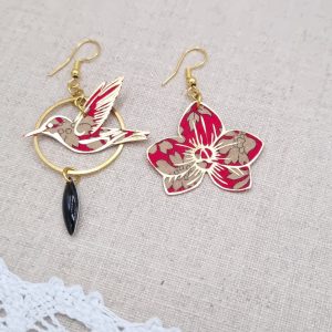 boucles d'oreilles colibri et orchidée en liberty Capel rubis