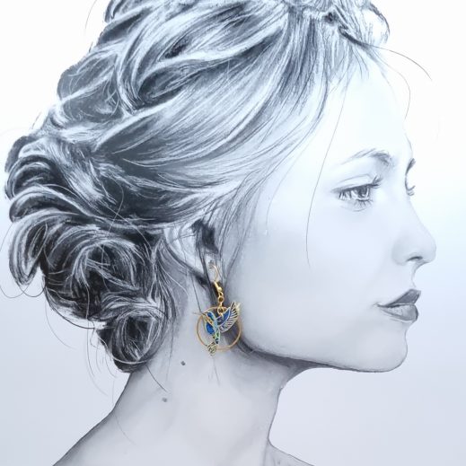 boucles d'oreilles colibri et hibiscus en liberty Strawberry Thief denim boucles d'oreilles colibri et hibiscus en liberty Strawberry Thief denim