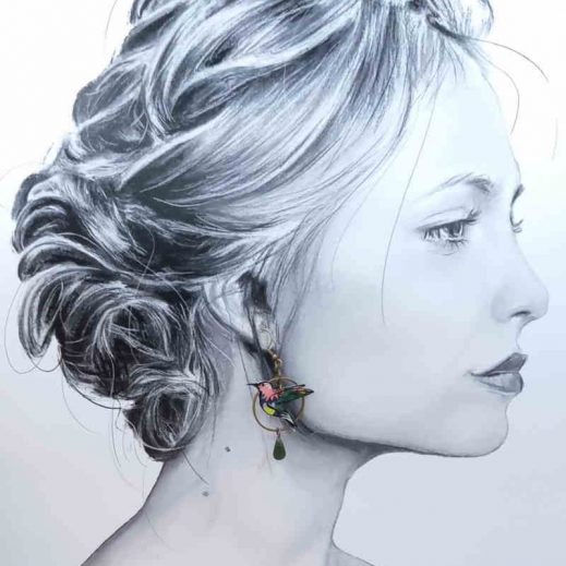 boucles d'oreilles oiseau colibri et plume en liberty thorpe Kaki et corail boucles d'oreilles oiseau colibri et plume en liberty thorpe Kaki et corail