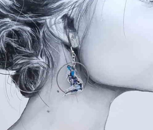 Boucles d'oreilles Loup en liberty Wiltshire bleu nuit Boucles d'oreilles Loup en liberty Wiltshire bleu nuit