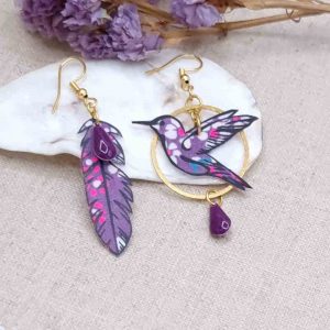 boucles d'oreilles colibri et plume en Petit Pan hanako violet