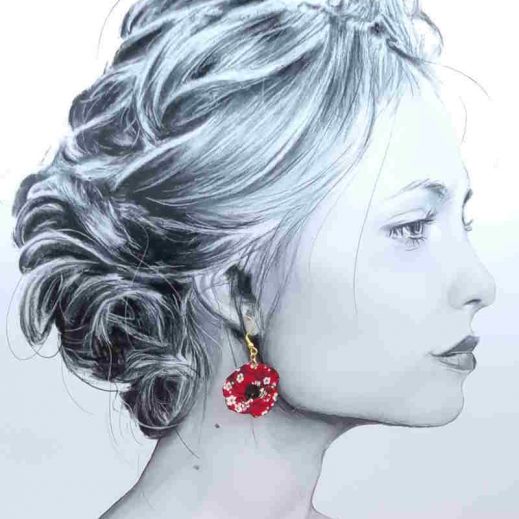 Boucles d'oreilles colibri et coquelicot en liberty mitsi valéria rubis Boucles d'oreilles colibri et coquelicot en liberty mitsi valéria rubis