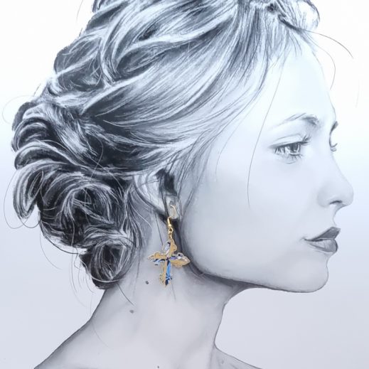 Boucle d'oreille à l'UNITE croix dominicaine en liberty Strawberry Thief Majorelle Boucle d'oreille à l'UNITE croix dominicaine en liberty Strawberry Thief Majorelle