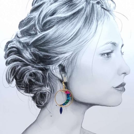 Boucles d'oreilles Lune et Loup en liberty Revival fushia Boucles d'oreilles Lune et Loup en liberty Revival fushia