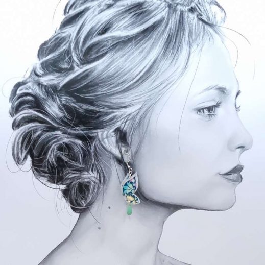 Boucles d'oreilles papillon et fleur de Tiaré en liberty Perséphone mint Boucles d'oreilles papillon et fleur de Tiaré en liberty Perséphone mint