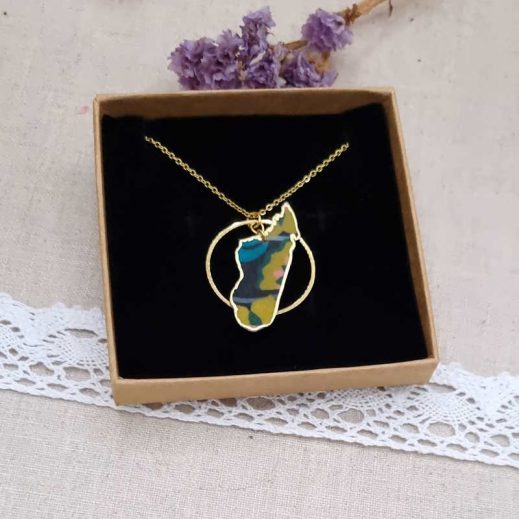 Collier Madagascar en liberty Revival moutarde Collier Madagascar en liberty Revival moutarde