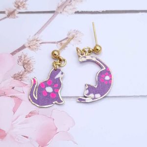 Boucles d'oreilles Mini chat en Petit Pan Hanako violet