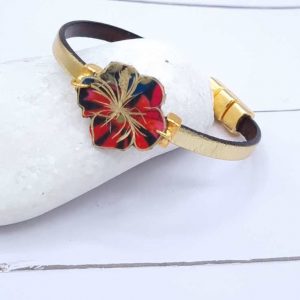 Bracelet Cuir doré et hibiscus en Liberty Erica noir