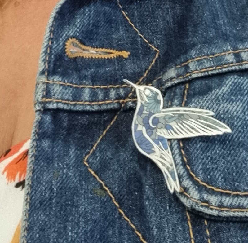 Broche colibri en liberty margareth annie bleu