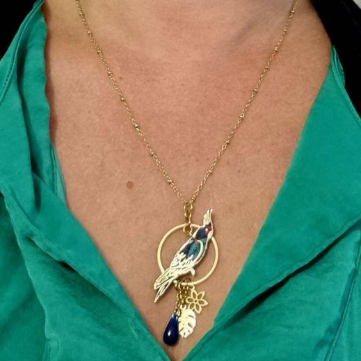 Collier Perruche Callopsite en liberty Strawberry thief denim Collier Perruche Callopsite en liberty Strawberry thief denim