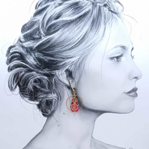 boucles matrioshka en liberty ciara pétrole et acier doré 2 Boucles d'oreilles dépareillées asymétriques Rose et Matriochka en tissu liberty Ciara pétrole et acier inoxydable doré