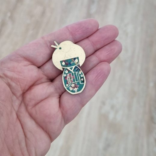 broche kokeishi donna leigh jade 2 broche kokeishi donna leigh jade 2