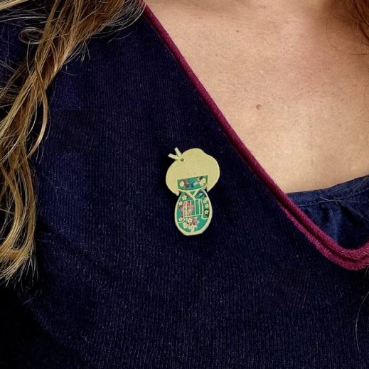 broche kokeishi donna leigh jade Broche Kokeshi en liberty Donna leigh jade