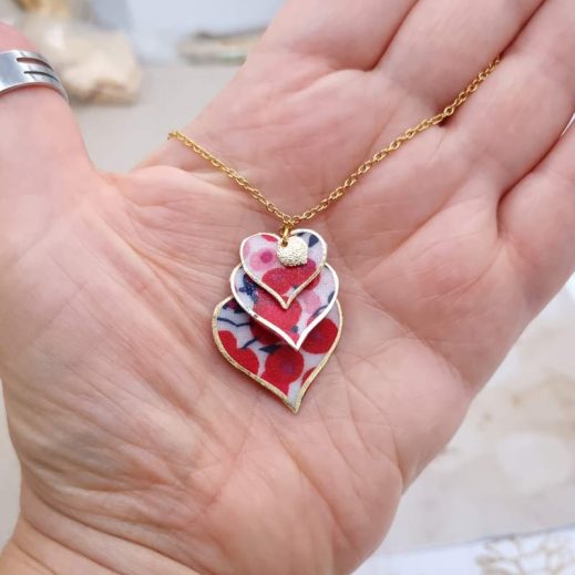 Collier 3 coeurs en liberty Wiltshire rouge Collier 3 coeurs en liberty Wiltshire rouge