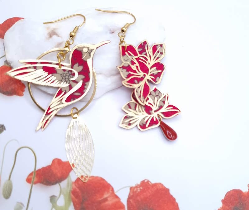 Boucles d'oreilles grand colibri et Magnolia en TISSU liberty Capel rubis