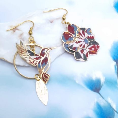 Boucles d'oreilles colibri et fleurs de cerisier en liberty Margareth Annie écureuil