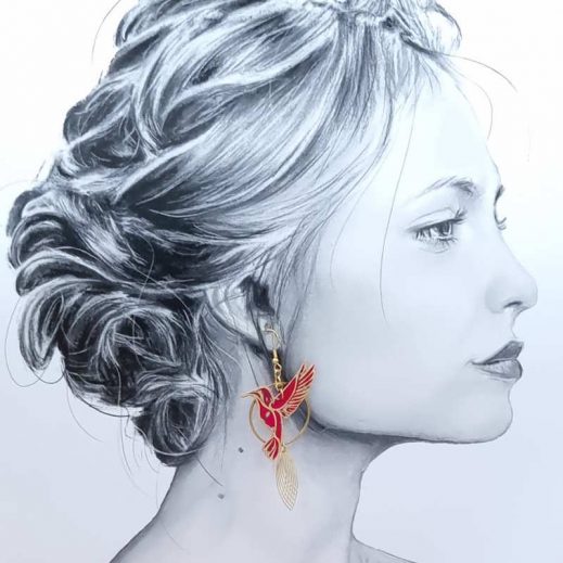 Boucles d'oreilles grand colibri et grand hibiscus en liberty Capel rubis Boucles d'oreilles grand colibri et grand hibiscus en liberty Capel rubis