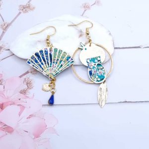 Boucles d'oreilles éventail et Kokeshi en TISSU Japonais Sakura bleu