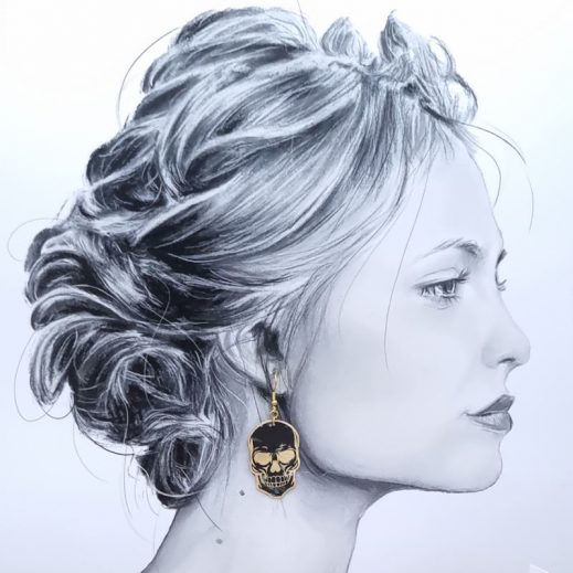 Boucles d'oreilles crâne et corne du diable en Liberty Erica noir Boucles d'oreilles crâne et corne du diable en Liberty Erica noir