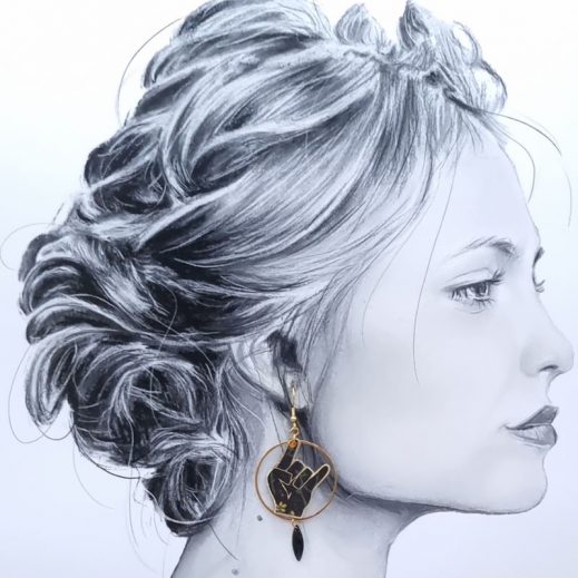 Boucles d'oreilles crâne et corne du diable en Liberty Erica noir Boucles d'oreilles crâne et corne du diable en Liberty Erica noir